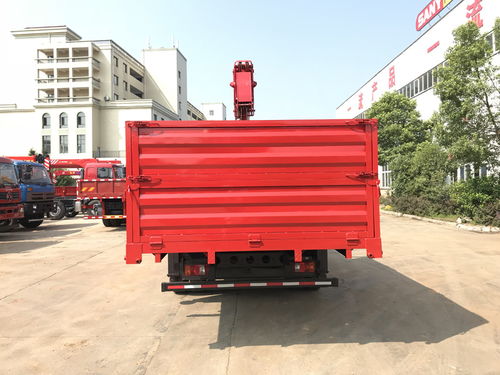 重汽豪沃隨車吊與清障車簡介——湖南專業(yè)隨車吊生產(chǎn)廠家
